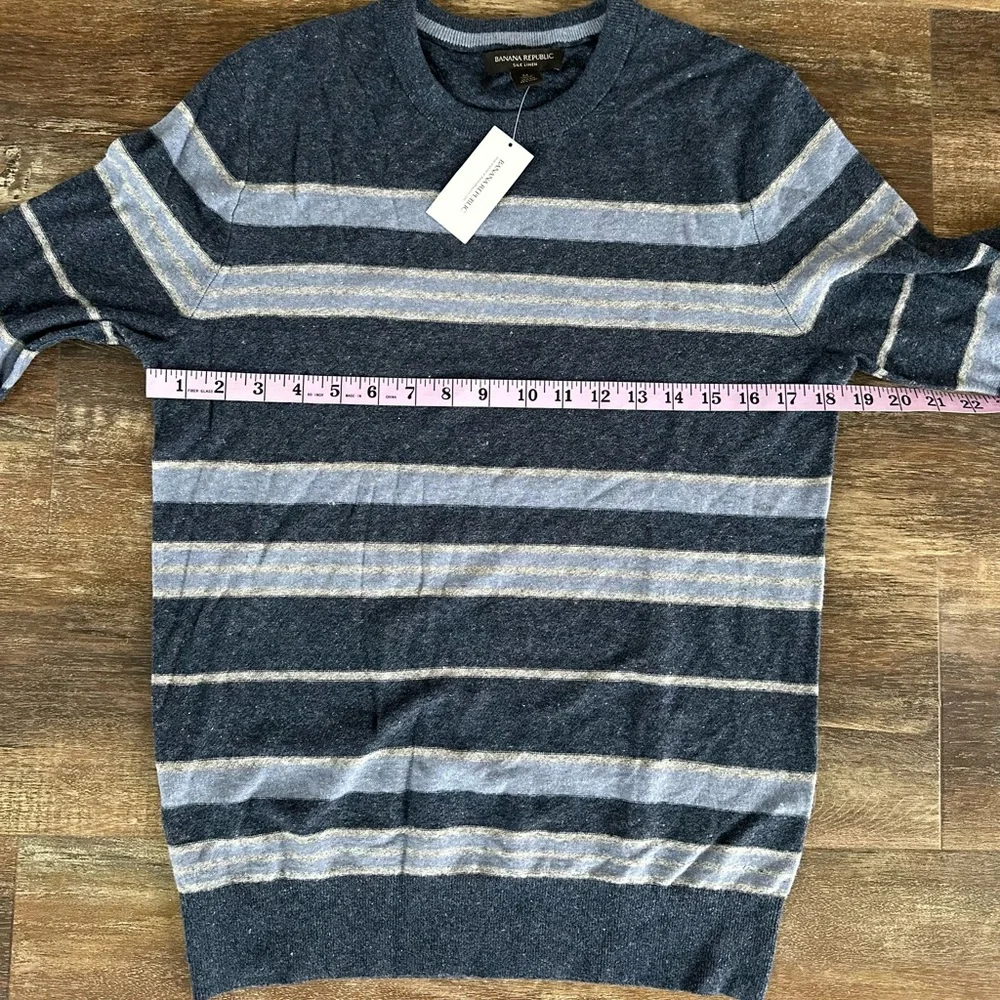 Banana Republic Silk Linen Crew Neck Sweater